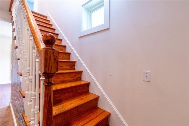 821 Monroe Street, Baldwin City, KS 66006