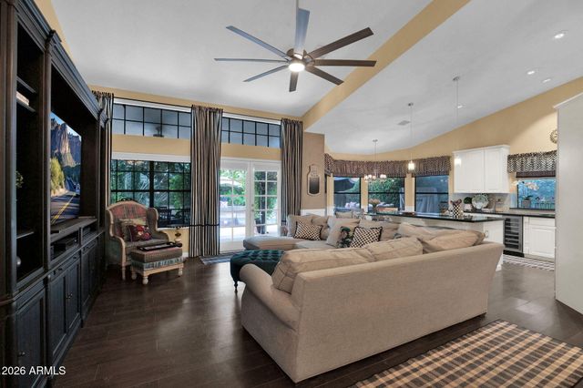 5512 E WALTANN Lane, Scottsdale, AZ 85254
