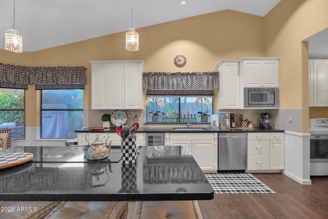 5512 E WALTANN Lane, Scottsdale, AZ 85254