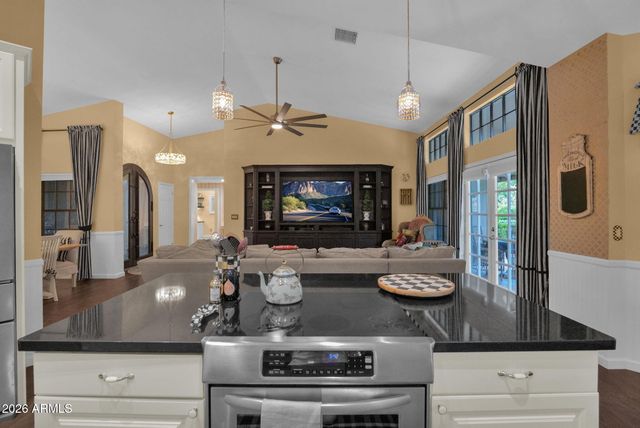 5512 E WALTANN Lane, Scottsdale, AZ 85254