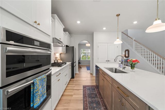 6130 Cirrus Lane, Clemmons, NC 27012