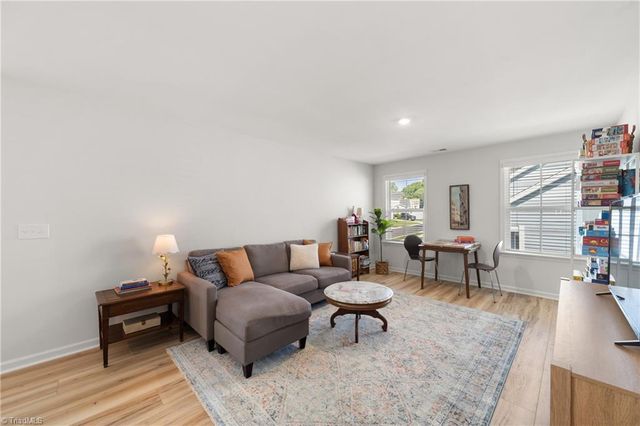 6130 Cirrus Lane, Clemmons, NC 27012