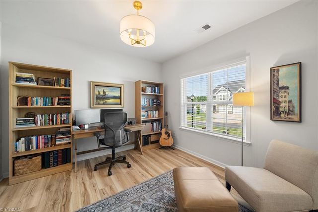 6130 Cirrus Lane, Clemmons, NC 27012