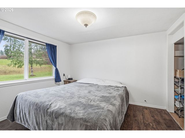 311 HOOPER Rd, Longview, WA 98632