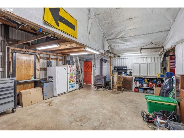 311 HOOPER Rd, Longview, WA 98632