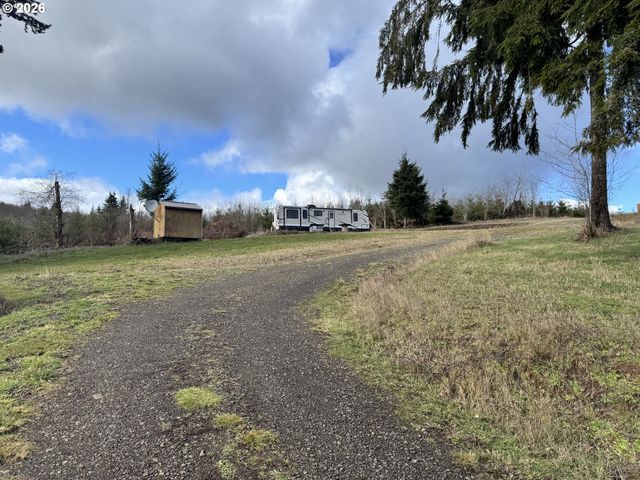 311 HOOPER Rd, Longview, WA 98632