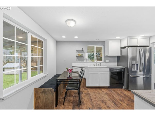 311 HOOPER Rd, Longview, WA 98632