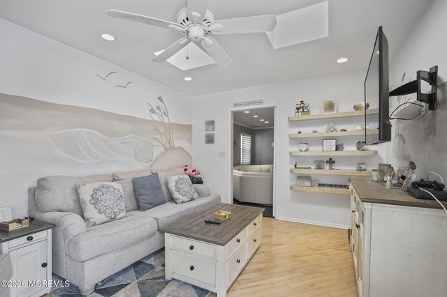 330 Plymouth Drive, Freehold, NJ 07728