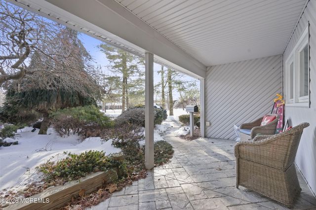 330 Plymouth Drive, Freehold, NJ 07728