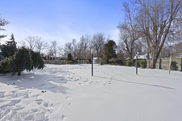 330 Plymouth Drive, Freehold, NJ 07728