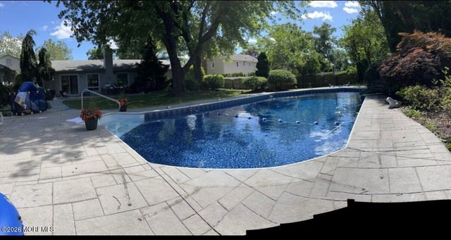 330 Plymouth Drive, Freehold, NJ 07728