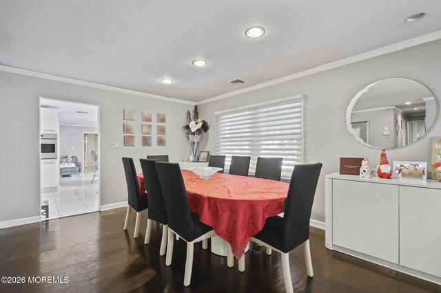 330 Plymouth Drive, Freehold, NJ 07728