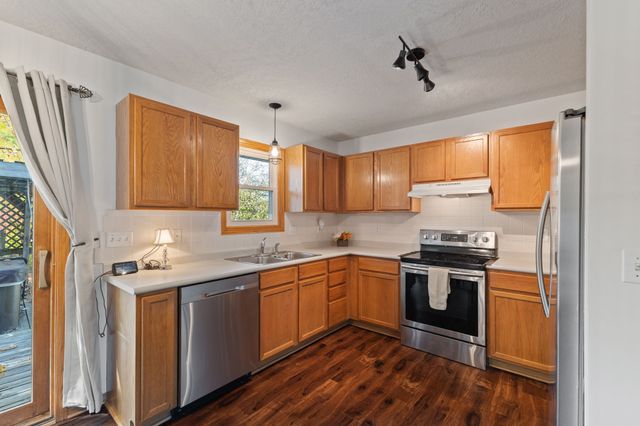 1111 Ann Parkway, Indianola, IA 50125