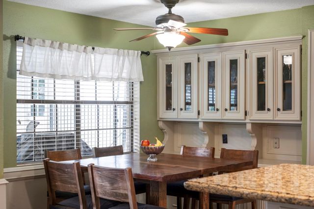 5406 Glenview Drive, Kingwood, TX 77345
