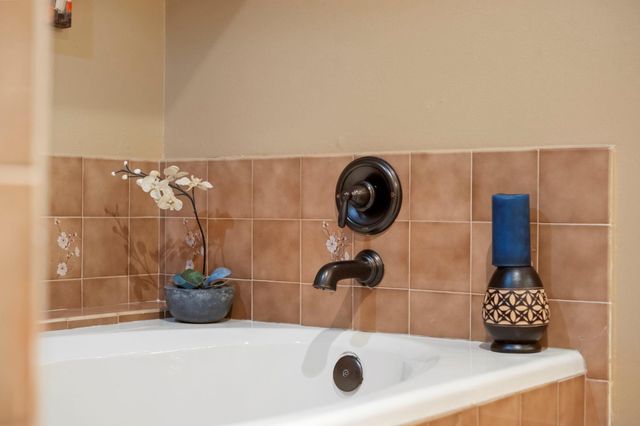 5406 Glenview Drive, Kingwood, TX 77345