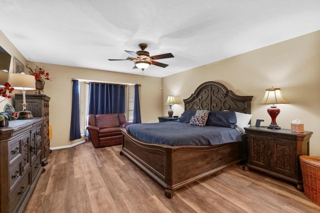 5406 Glenview Drive, Kingwood, TX 77345