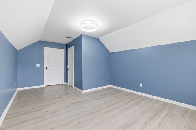 4925 Secretariat Dr, Antioch, TN 37013