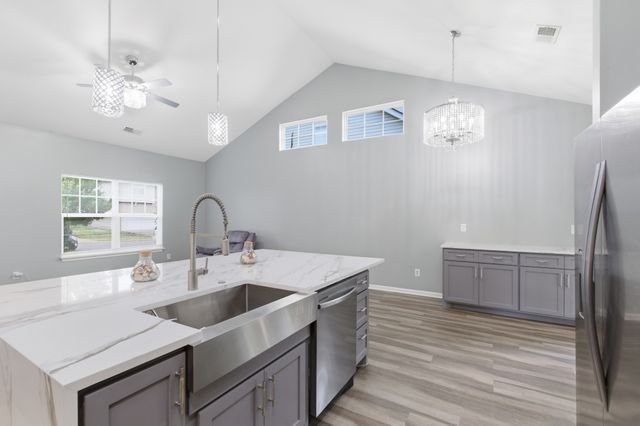 4925 Secretariat Dr, Antioch, TN 37013