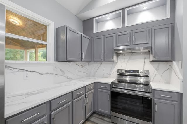 4925 Secretariat Dr, Antioch, TN 37013