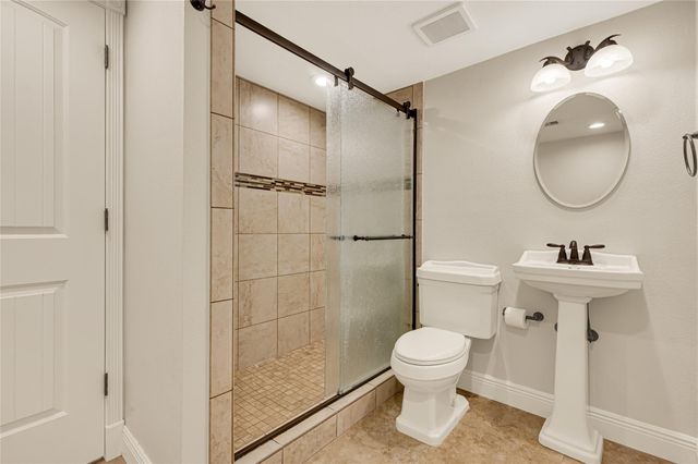 902 Mountain Meadows Drive, Katy, TX 77450