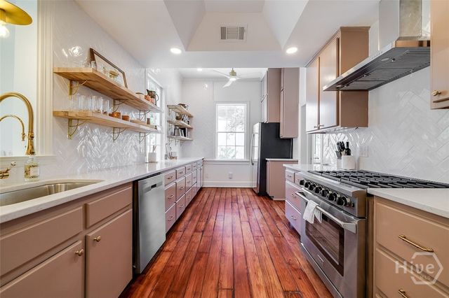 424 E President Street, Savannah, GA 31401