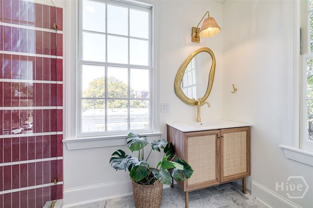 424 E President Street, Savannah, GA 31401
