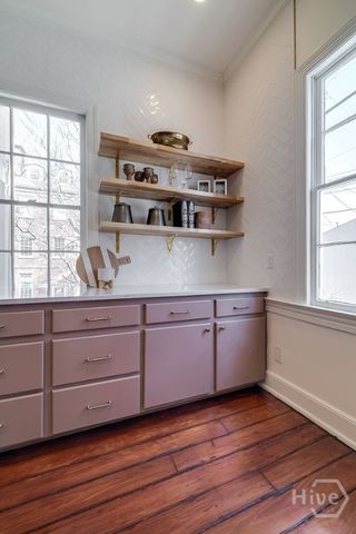 424 E President Street, Savannah, GA 31401