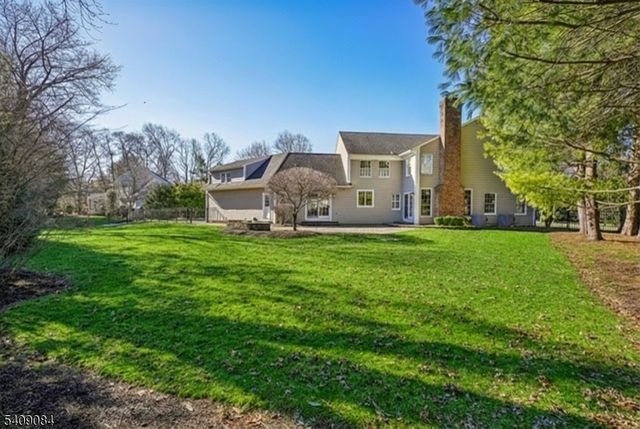 9 Buttonwood Ln, Chatham Twp., NJ 07928