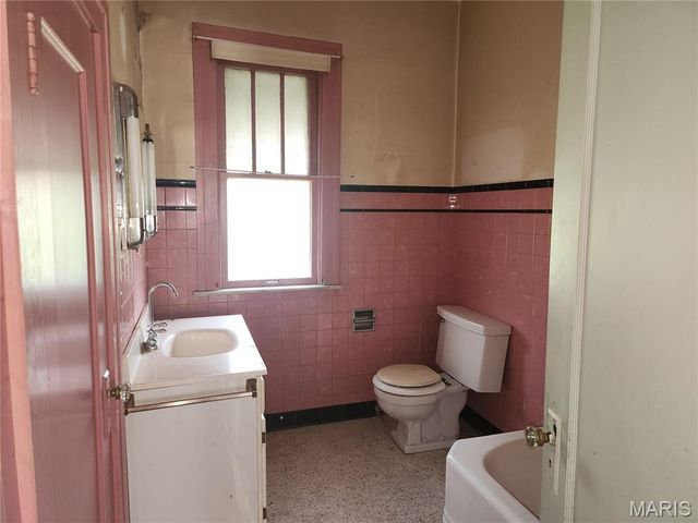 3115 W Main Street, Belleville, IL 62226