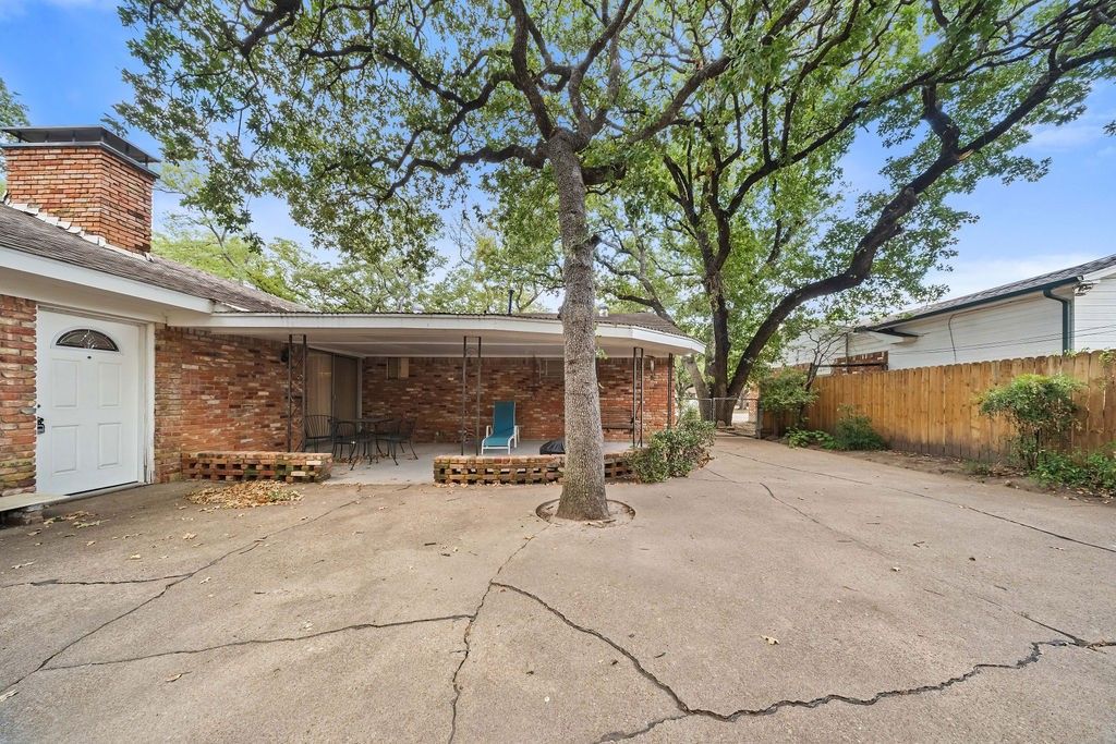1809 Glenbrook Drive, Irving, TX 75061 — photo 5