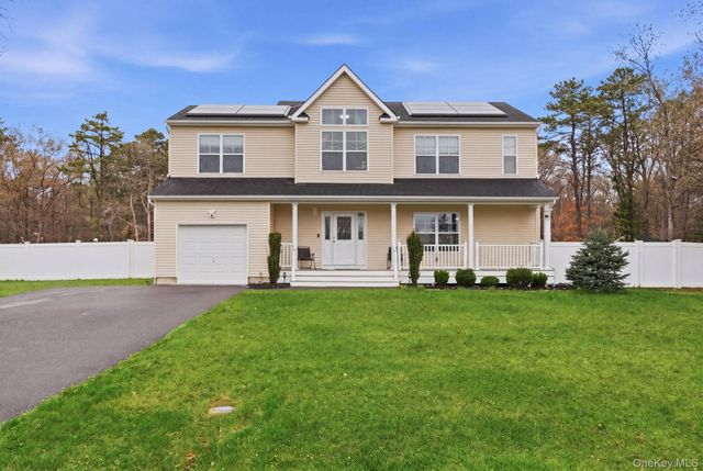 1703 Fire Avenue, Medford, NY 11763