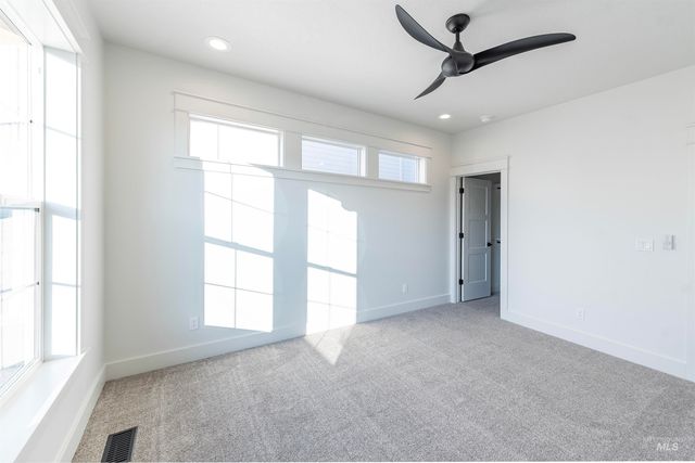 9426 S Egg Harbor, Kuna, ID 83634