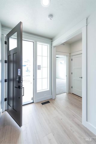 9426 S Egg Harbor, Kuna, ID 83634