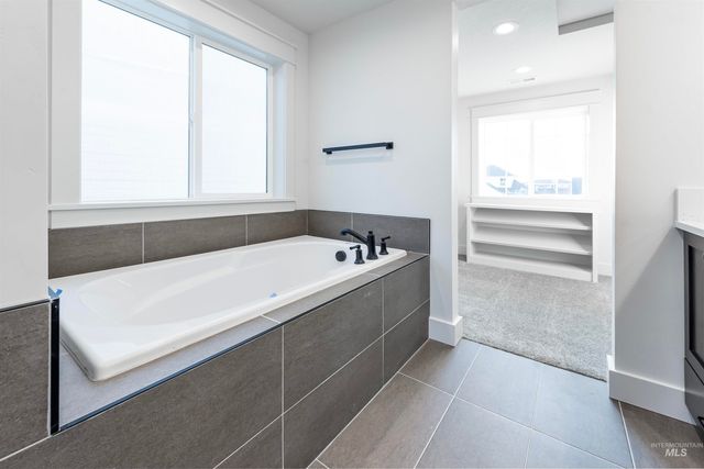 9426 S Egg Harbor, Kuna, ID 83634