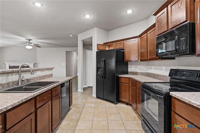 2604 Alamocitos Creek Drive, Killeen, TX 76549