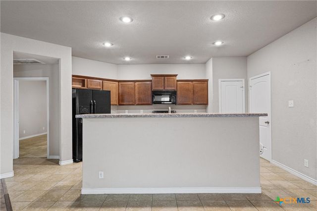 2604 Alamocitos Creek Drive, Killeen, TX 76549