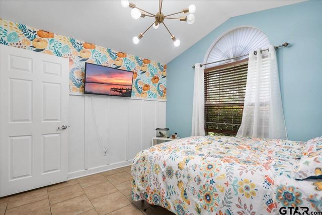 139 CR 4217, Jacksonville, TX 75766