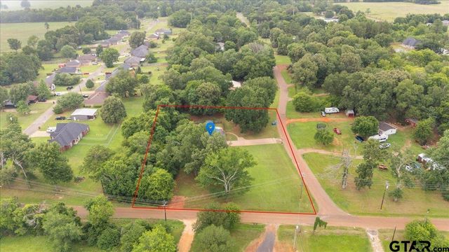 139 CR 4217, Jacksonville, TX 75766