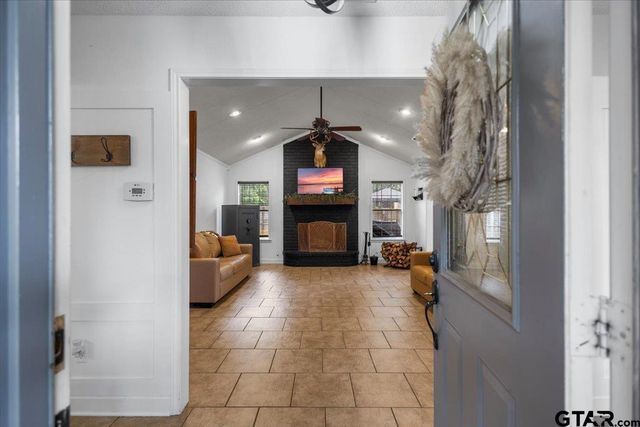 139 CR 4217, Jacksonville, TX 75766