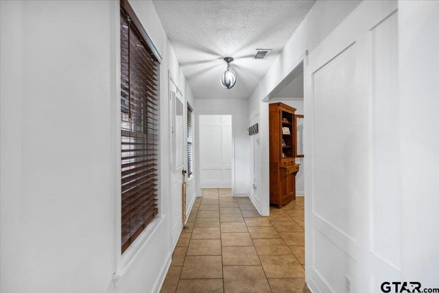 139 CR 4217, Jacksonville, TX 75766
