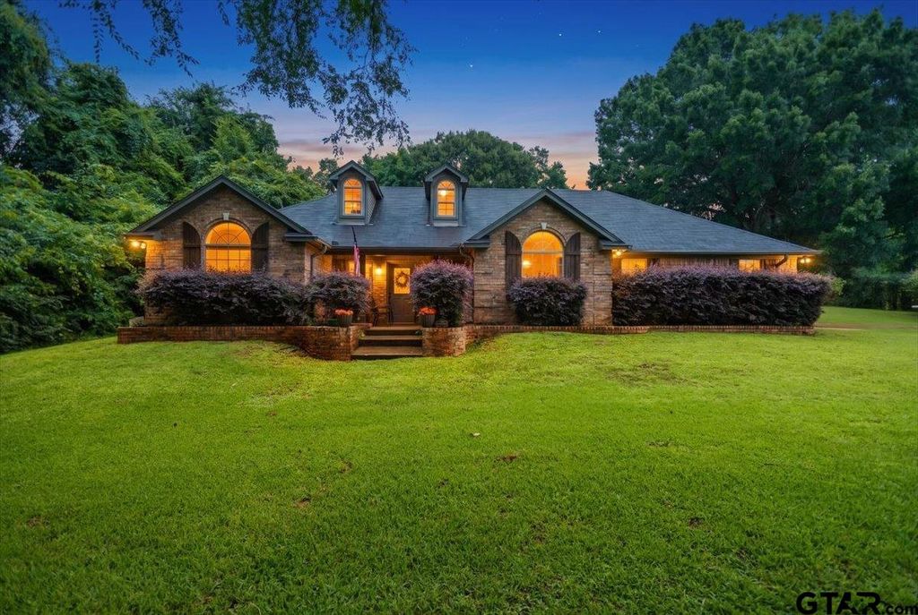 139 CR 4217, Jacksonville, TX 75766