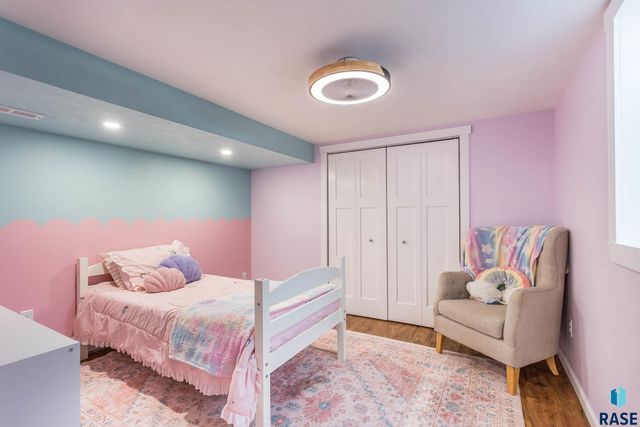 7812 E 38th St Street, Sioux Falls, SD 57110