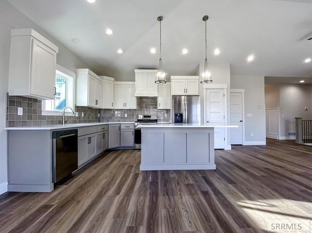 5935 Maggie Drive, Idaho Falls, ID 83402
