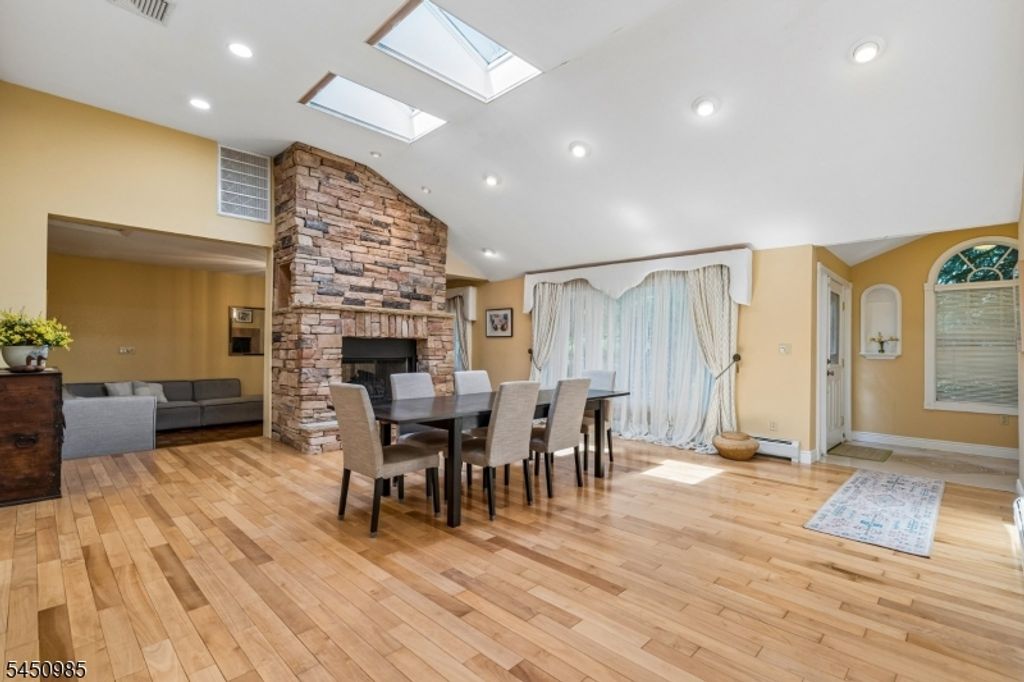 186 Laauwe Ave, Wayne Twp., NJ 07470 — photo 4