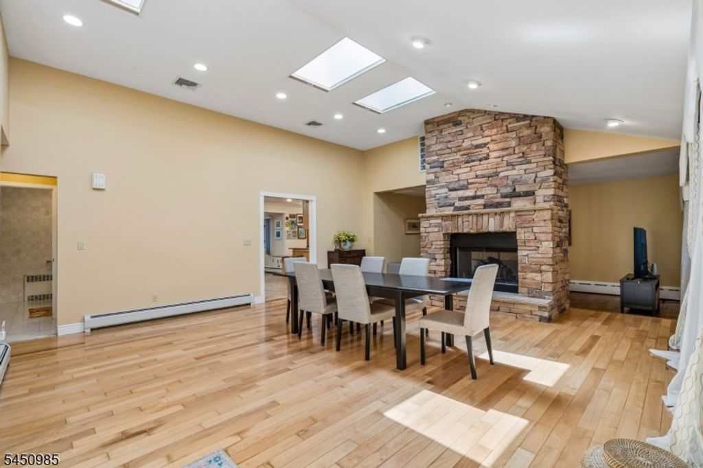 186 Laauwe Ave, Wayne Twp., NJ 07470 — photo 5