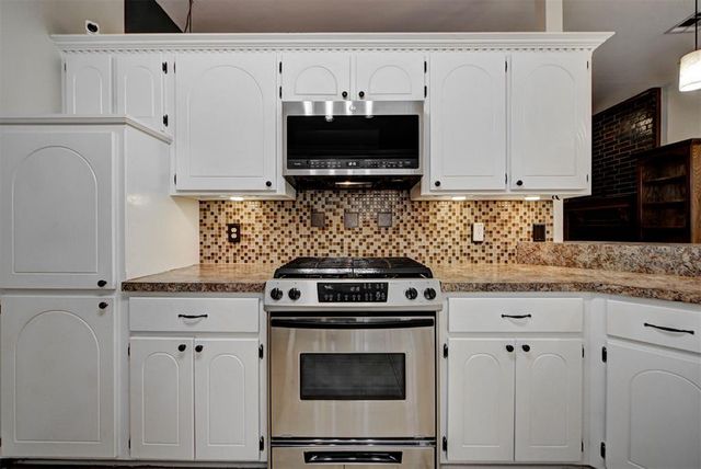1109 NE 25th Street, Moore, OK 73160