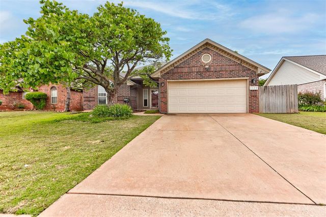 1109 NE 25th Street, Moore, OK 73160