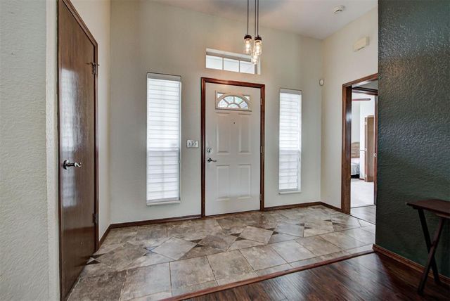 1109 NE 25th Street, Moore, OK 73160