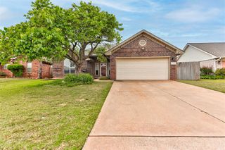 1109 NE 25th Street, Moore, OK 73160