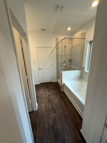 2914 Roman Forest Boulevard, New Caney, TX 77357